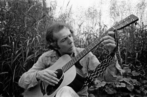 Folk singer Jim Donahue